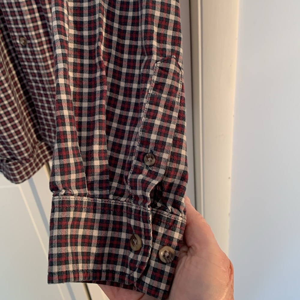 R&R Jean Co. XL Red & Black Plaid Button-Down Shirt EUC - Picture 4 of 6